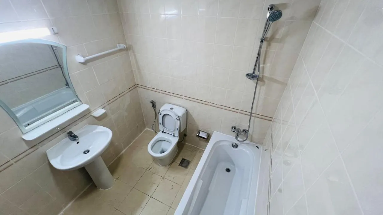 Kwatera prywatna Huge Room In Al Barsha 1 Near Mashreq Metro Dubaj